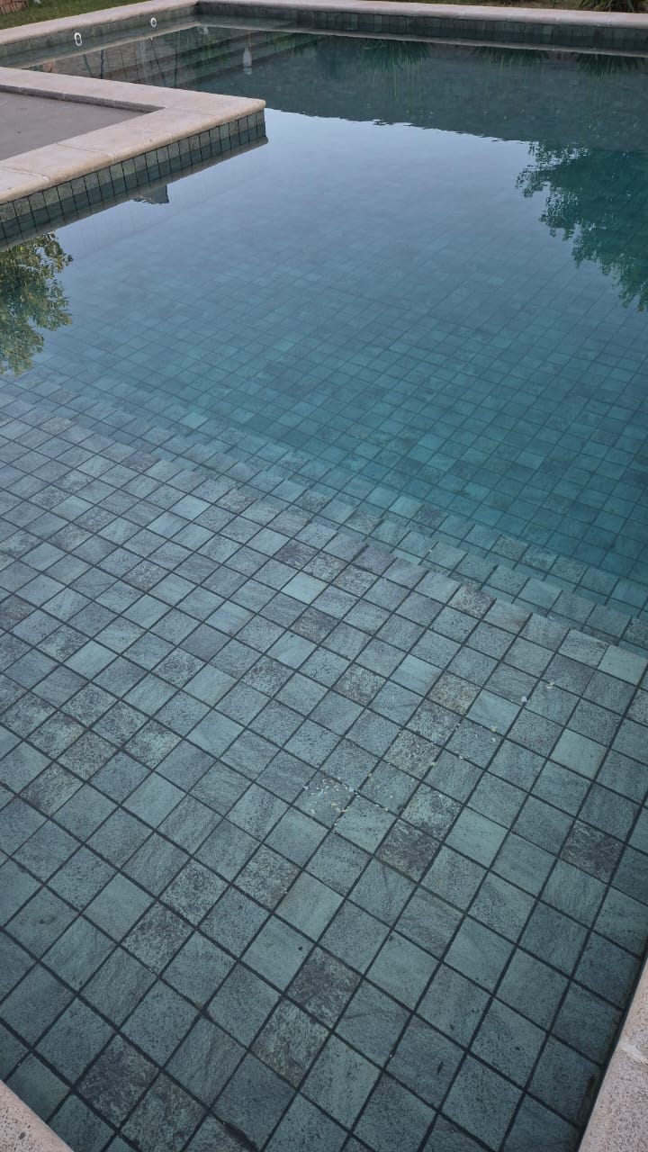 Malla cerámica Strufaldi 30x40 Piscina Samoa Mate Simil Bali